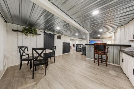 308 1st Street NW, New Richland, MN 56072