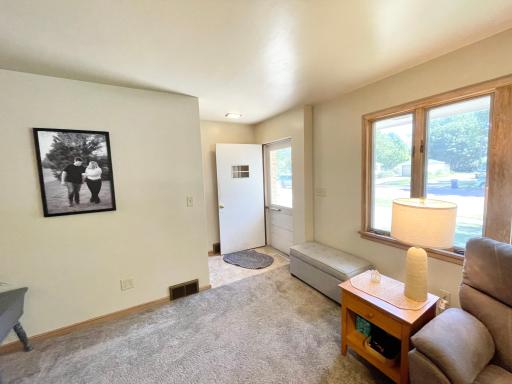 16 S Paffrath Avenue, Springfield, MN 56087