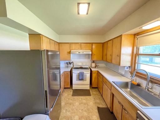 16 S Paffrath Avenue, Springfield, MN 56087