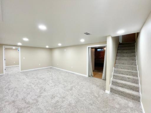 16 S Paffrath Avenue, Springfield, MN 56087