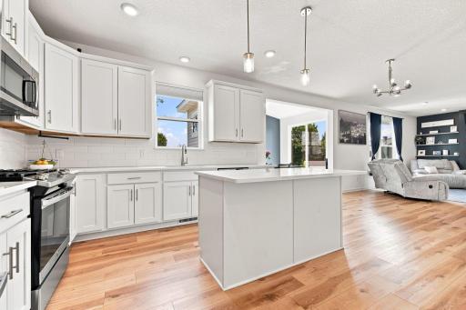 15519 Goodview Trail N, Hugo, MN 55038