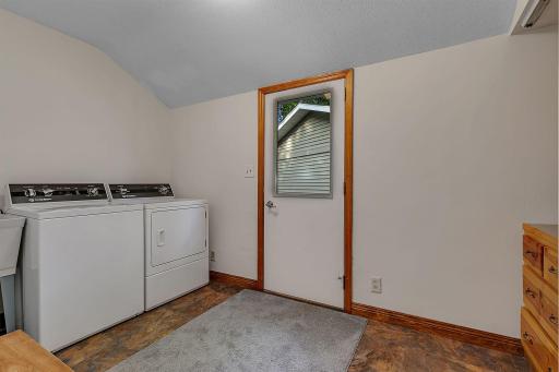 21 Main Floor Laundry.jpg