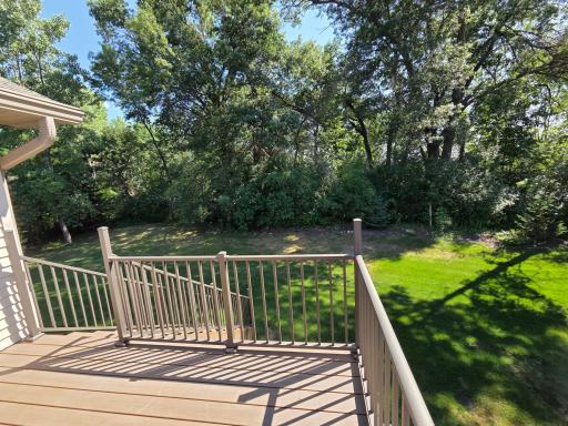 Peaceful spacious Deck overlooking beautiful Wooded Area