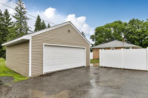 745 27th Avenue N, Saint Cloud, MN 56303