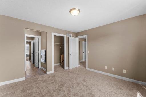 51-web-or-mls-4014 Holasek Path-408.jpg
