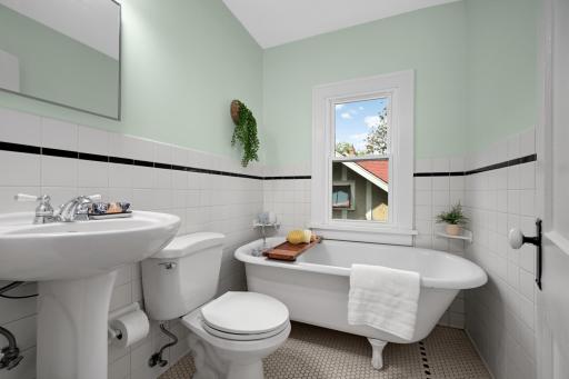 Updated bathroom. *Ring shower hardware in the basement.