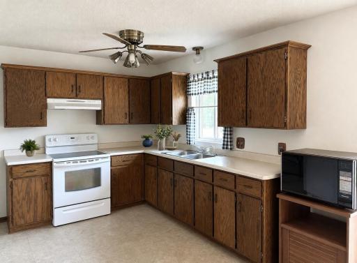 301 Cottonwood Avenue NE, Saint Michael, MN 55376