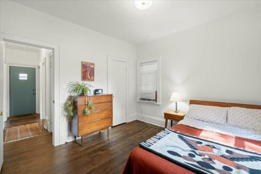 11-3932 45th Ave S-0011.jpg