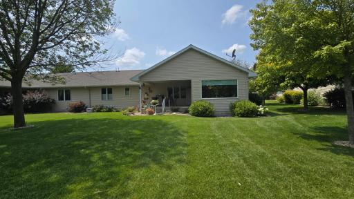 1405 26th Street SW, Austin, MN 55912