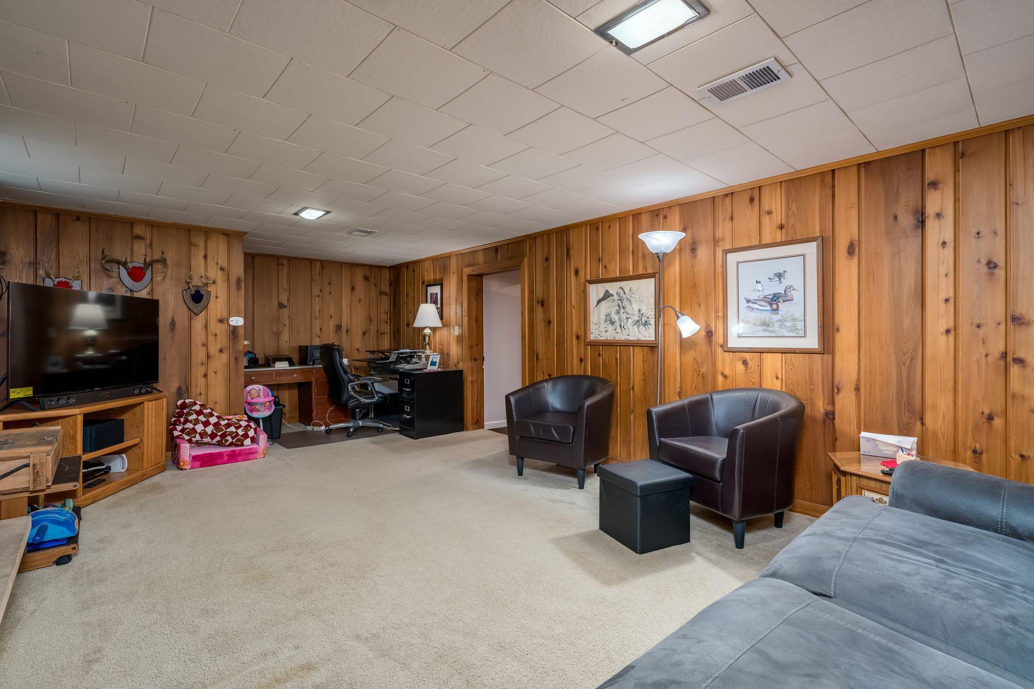 31-web-or-mls-48186-belgrade-township-193.jpg