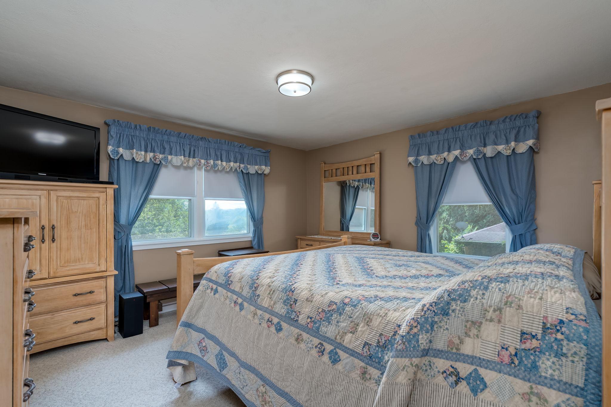 19-web-or-mls-48186-belgrade-township-193.jpg