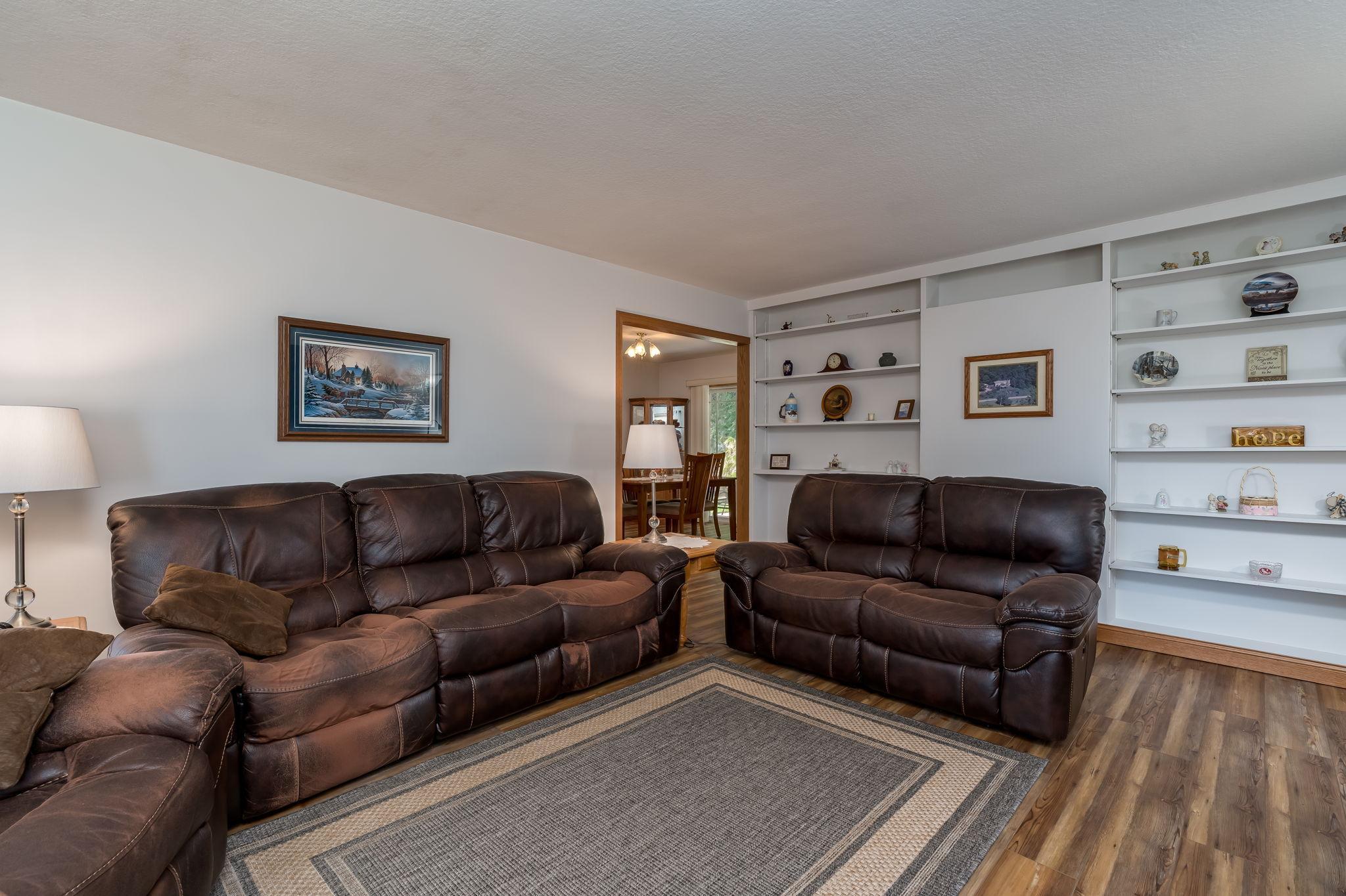 8-web-or-mls-48186-belgrade-township-193.jpg
