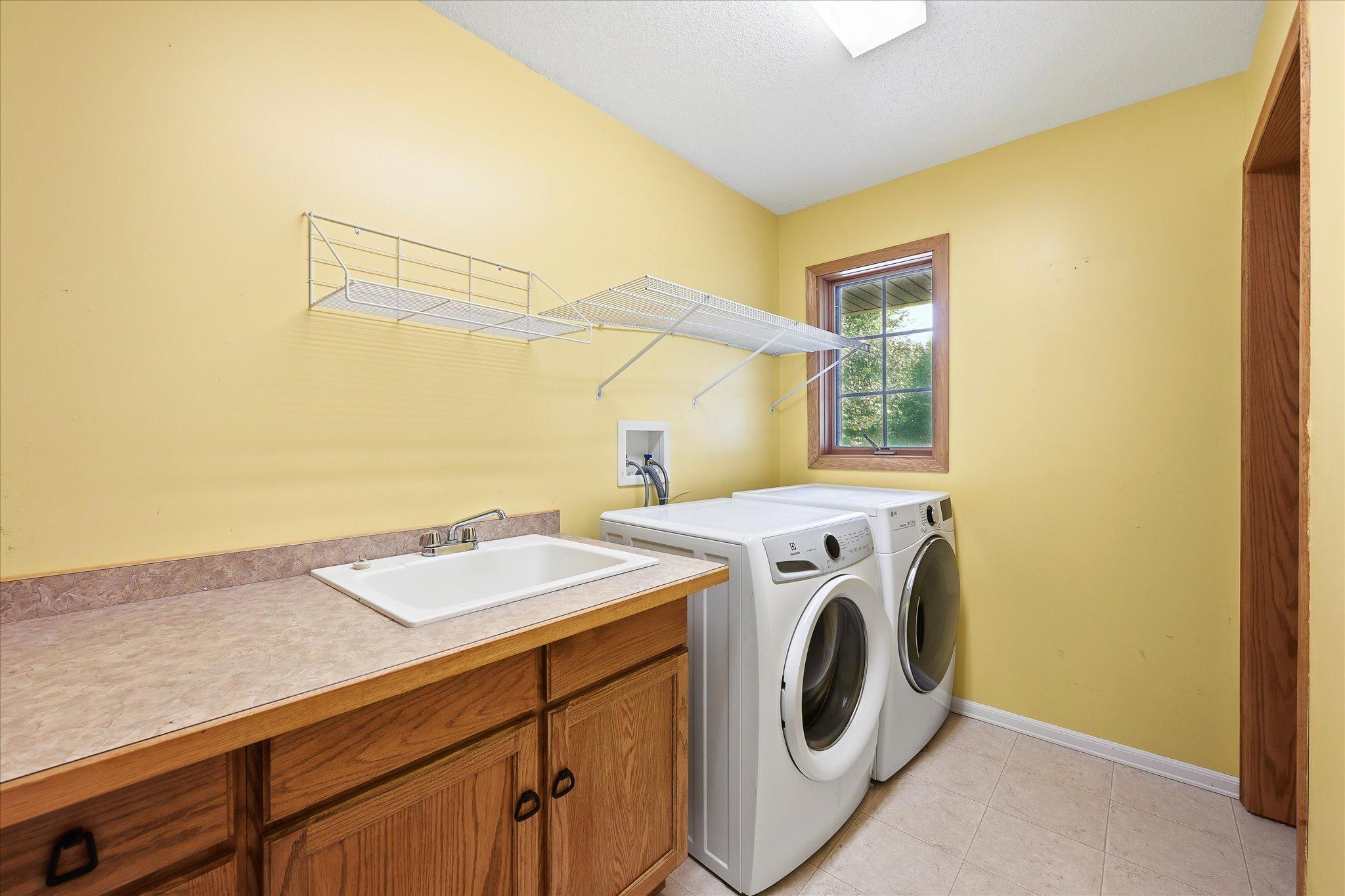 26-6592 Albert Ct [3281589]- 032.jpg