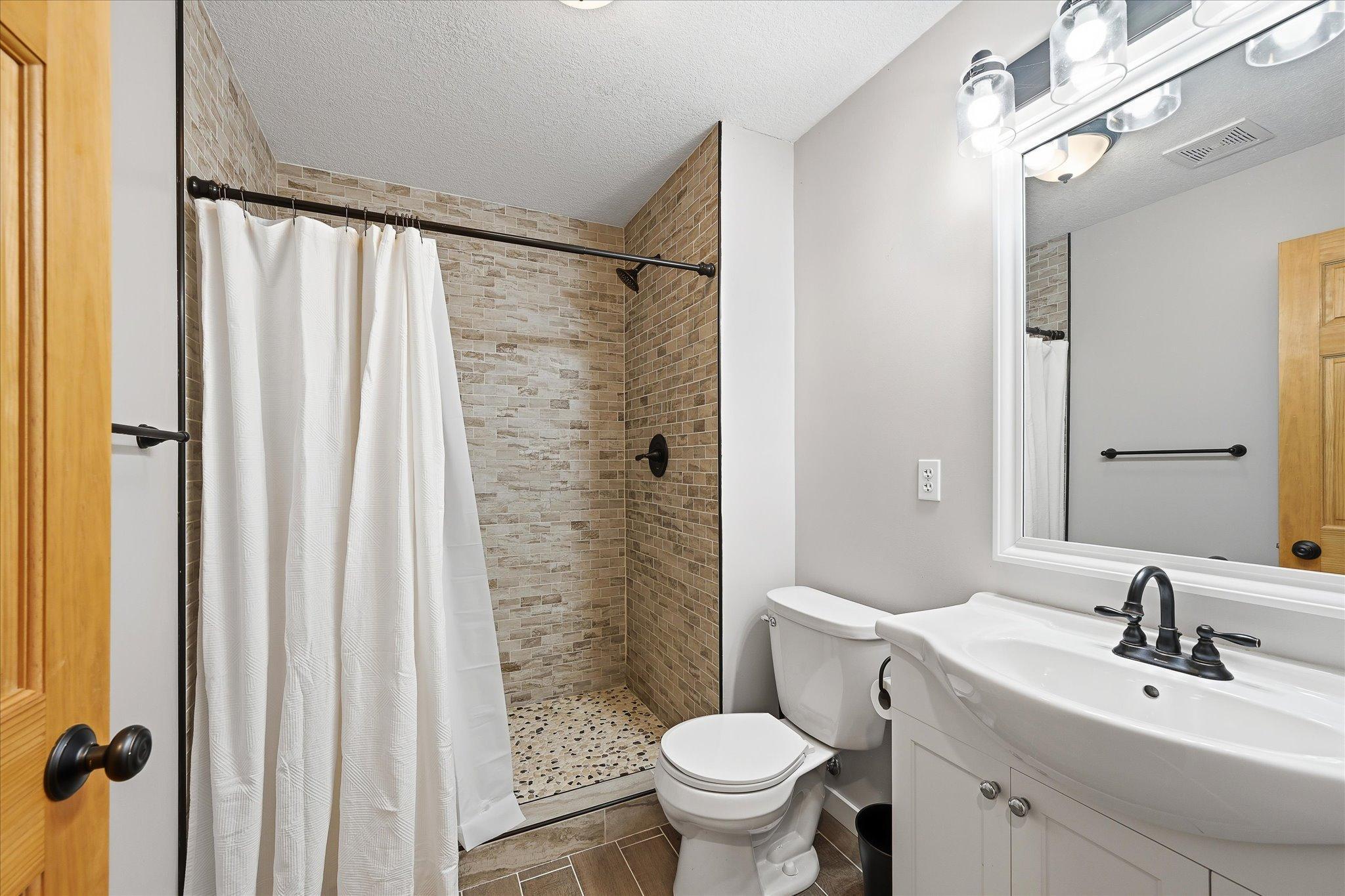 43-6592 Albert Ct [3281589]- 049.jpg