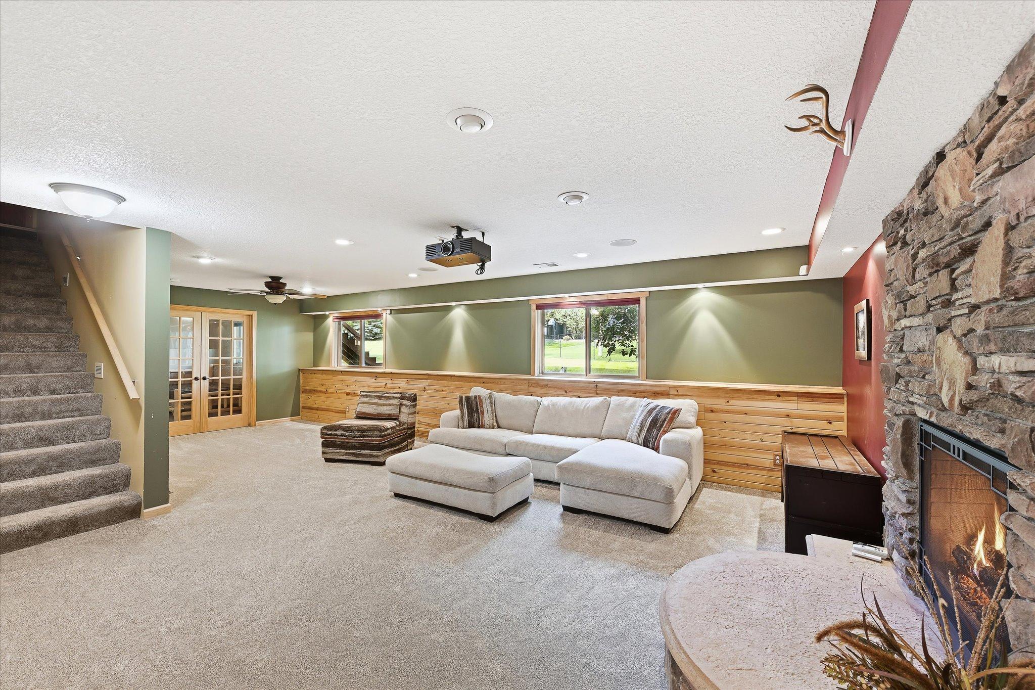 37-6592 Albert Ct [3281589]- 043.jpg