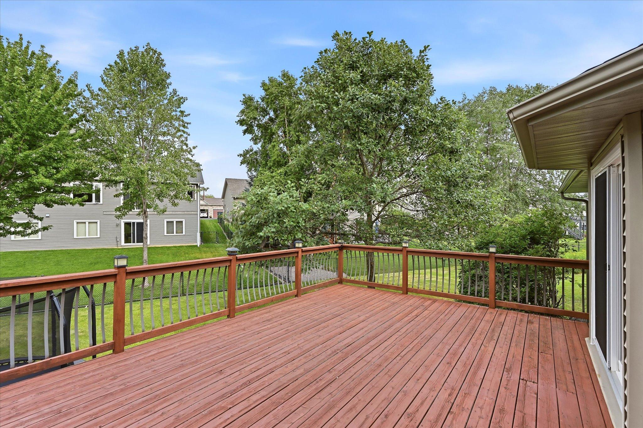 06-6592 Albert Ct [3281589]- 010.jpg