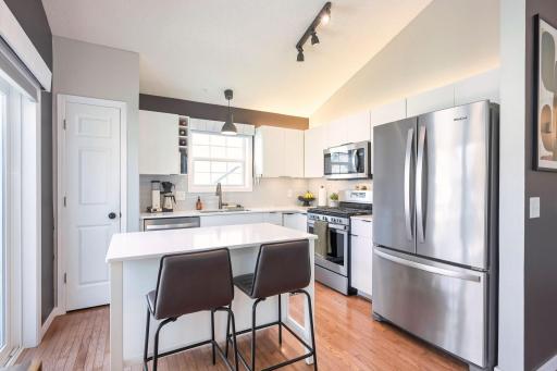 Beautifully updated kitchen!
