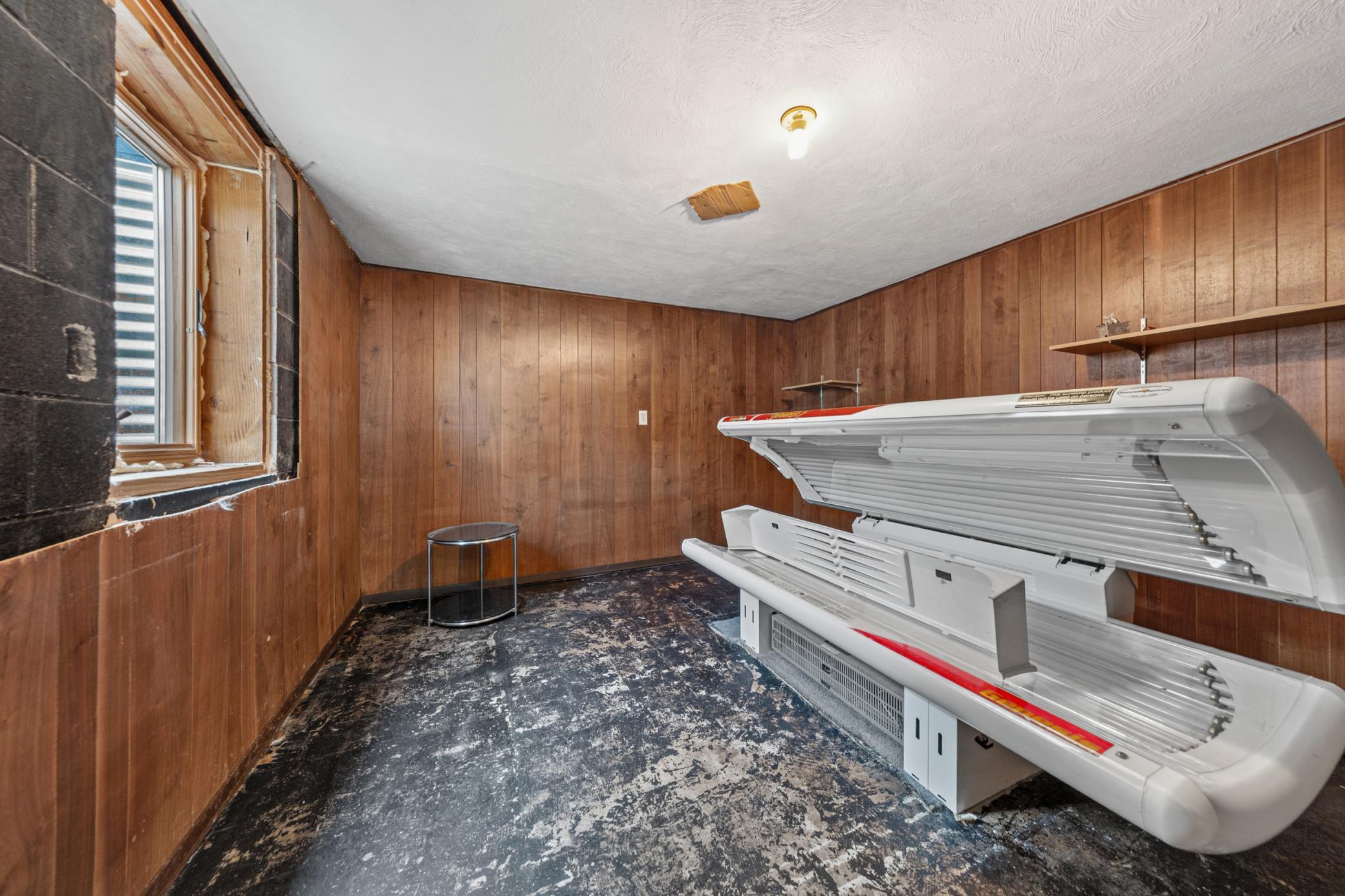30 bedroom 4_lower.jpg