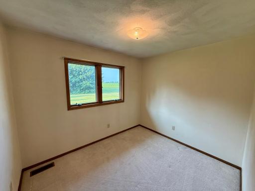 4910 210th Avenue SE, Lake Lillian, MN 56253