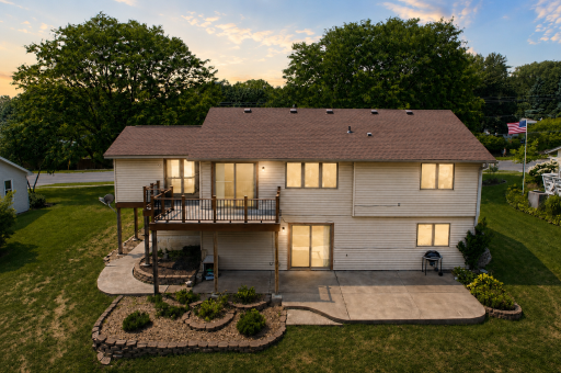 15117 Chicago Avenue, Burnsville, MN 55306