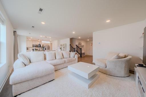 6254 Highland Hills Lane S, Cottage Grove, MN 55016