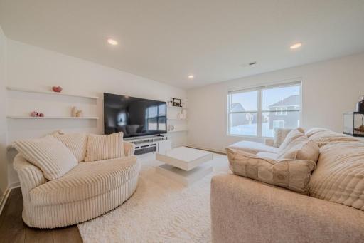 6254 Highland Hills Lane S, Cottage Grove, MN 55016