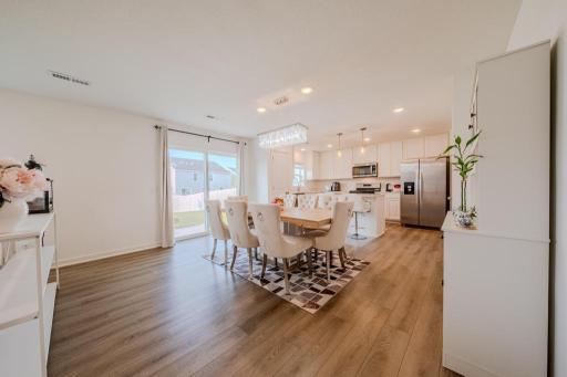 6254 Highland Hills Lane S, Cottage Grove, MN 55016