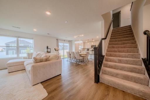6254 Highland Hills Lane S, Cottage Grove, MN 55016