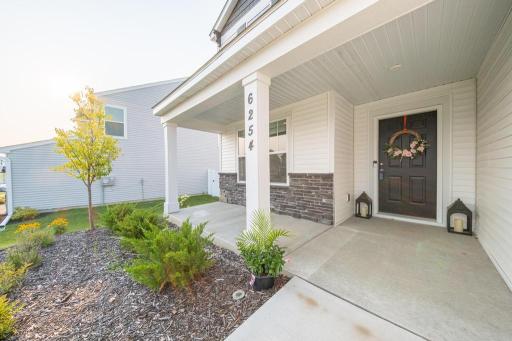 6254 Highland Hills Lane S, Cottage Grove, MN 55016