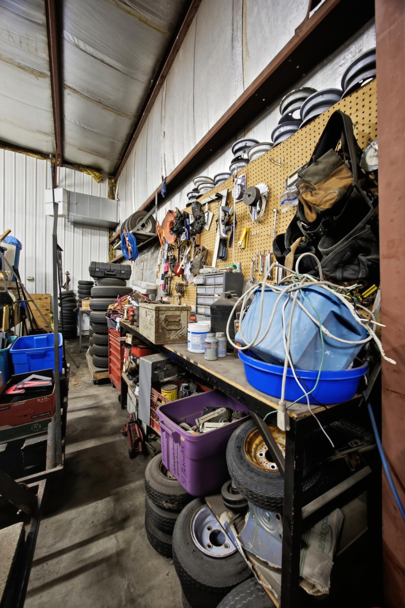 Sign tools/inventory.jpg