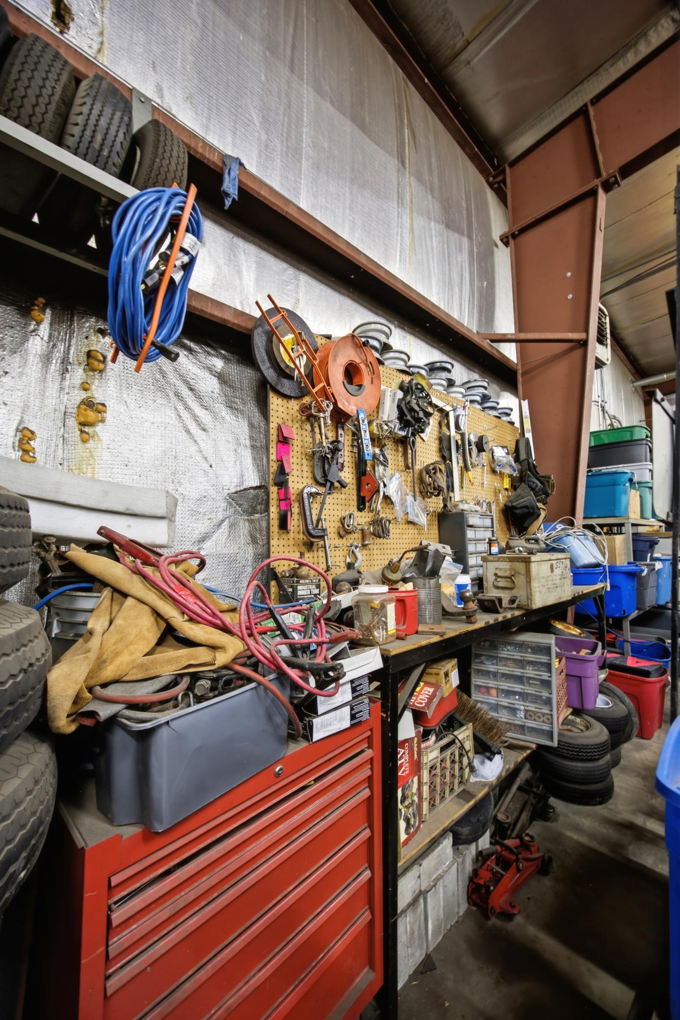 Sign tools/inventory.jpg