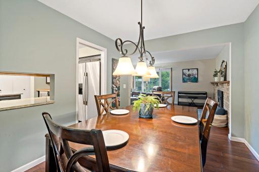 Nice space for entertaining.