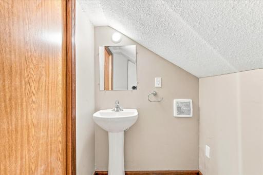 half bath-upper level.jpg