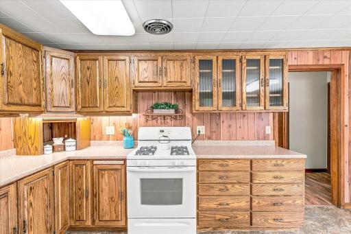 kitchen (3).jpg