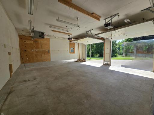 workshop/garage