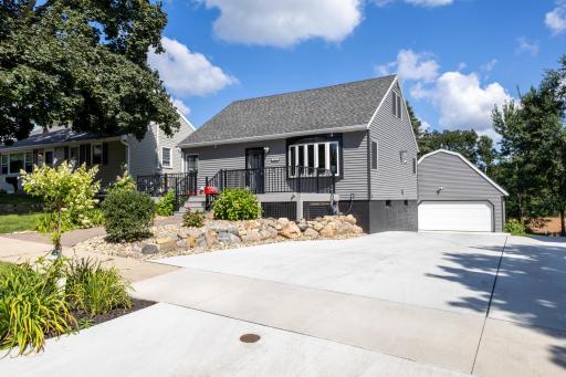 4025 7th Place NW, Rochester, MN 55901