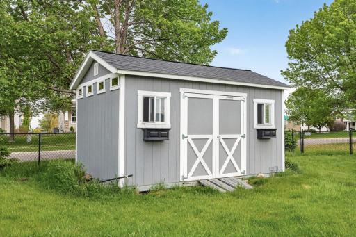 6698 Mackenzie Avenue NE, Albertville, MN 55301