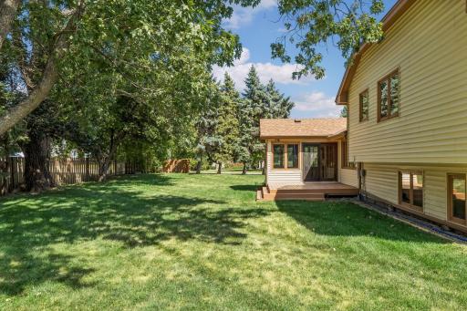 10000 31st Avenue N, Plymouth, MN 55441
