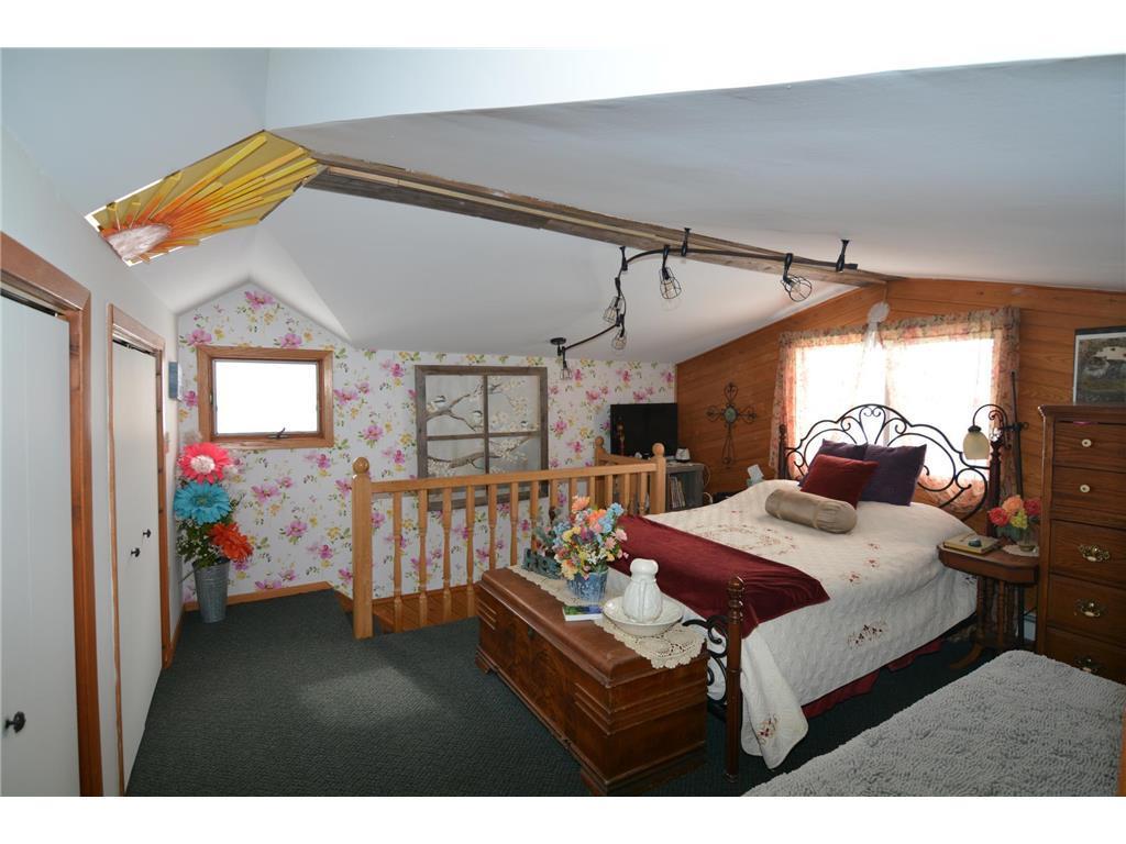 Lakehouse upper BR