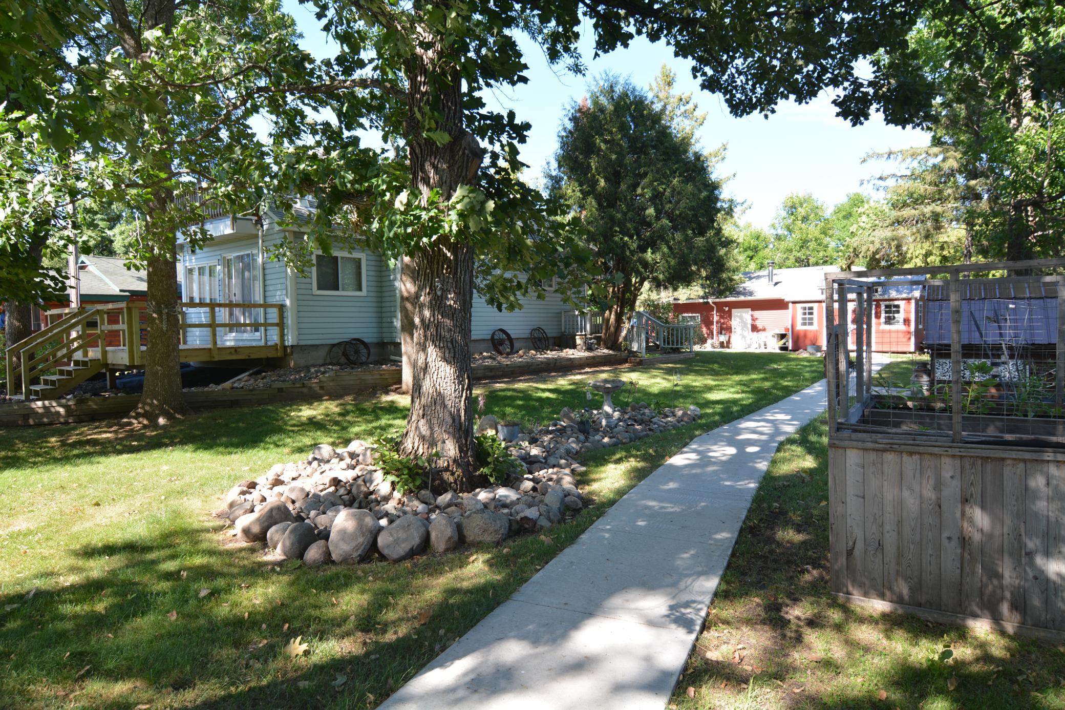 Photo 11