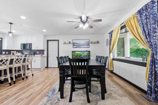636 Shady Creek Circle, Winsted, MN 55395