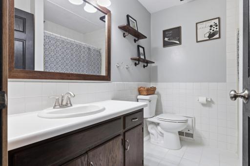 636 Shady Creek Circle, Winsted, MN 55395