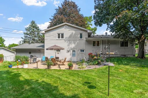 8-web-or-mls-11100 Schoolcraft Rd-8.jpg