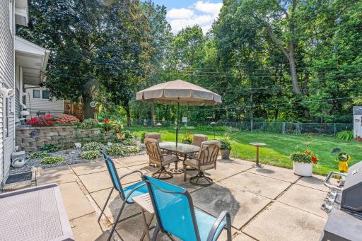 14-web-or-mls-11100 Schoolcraft Rd-14.jpg