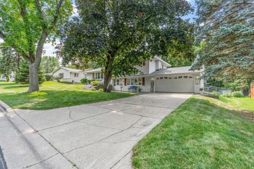 2-web-or-mls-11100 Schoolcraft Rd-2.jpg