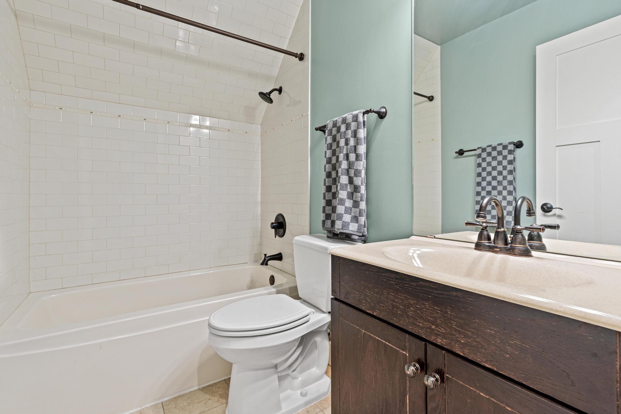 14549 Furman Street NE-40.jpg