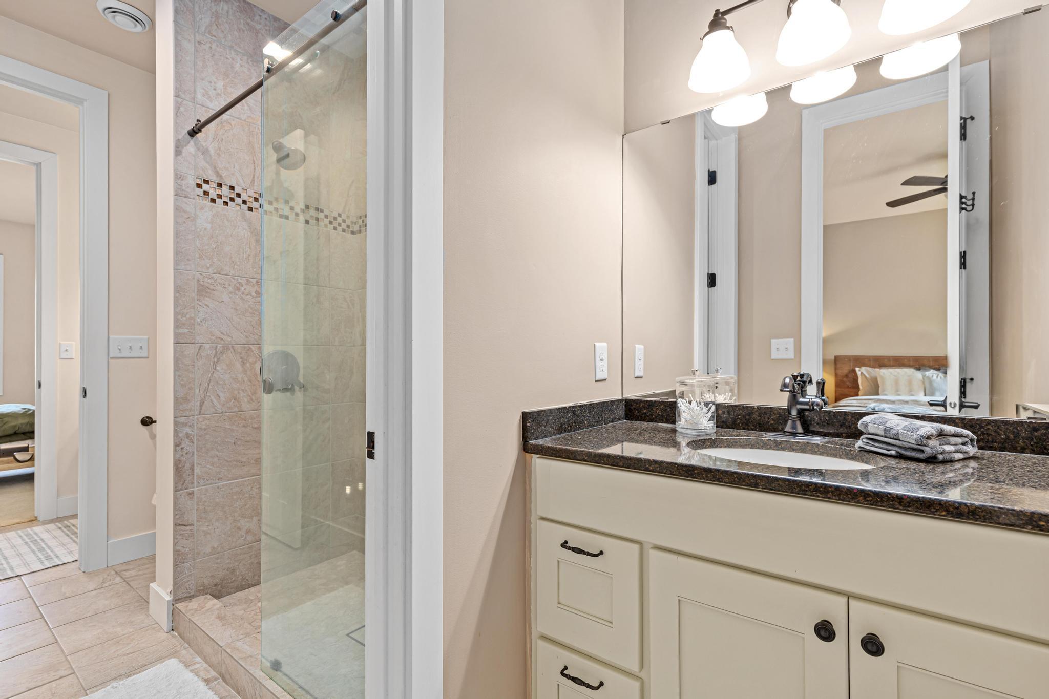 14549 Furman Street NE-31.jpg