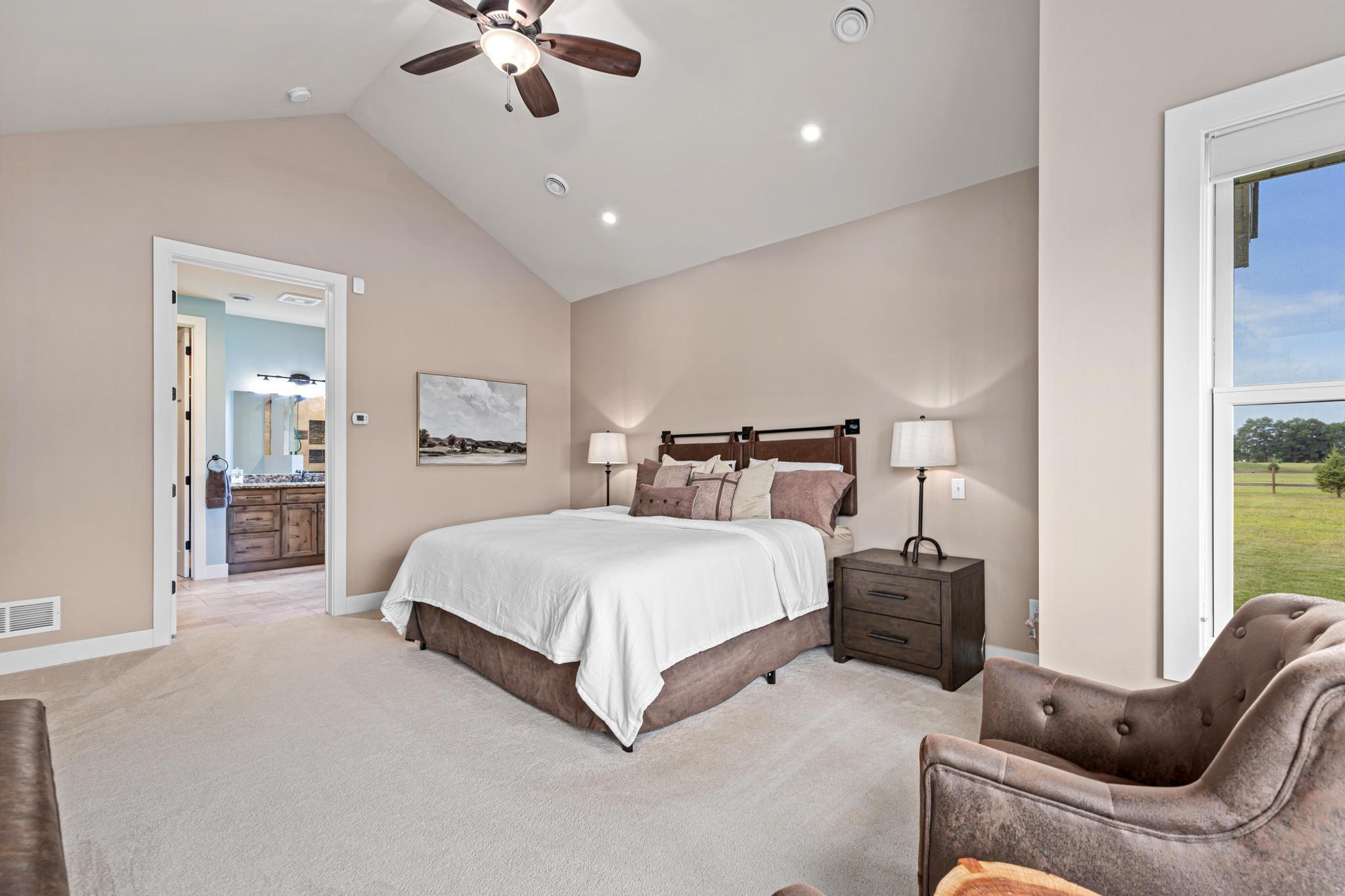 14549 Furman Street NE-20.jpg