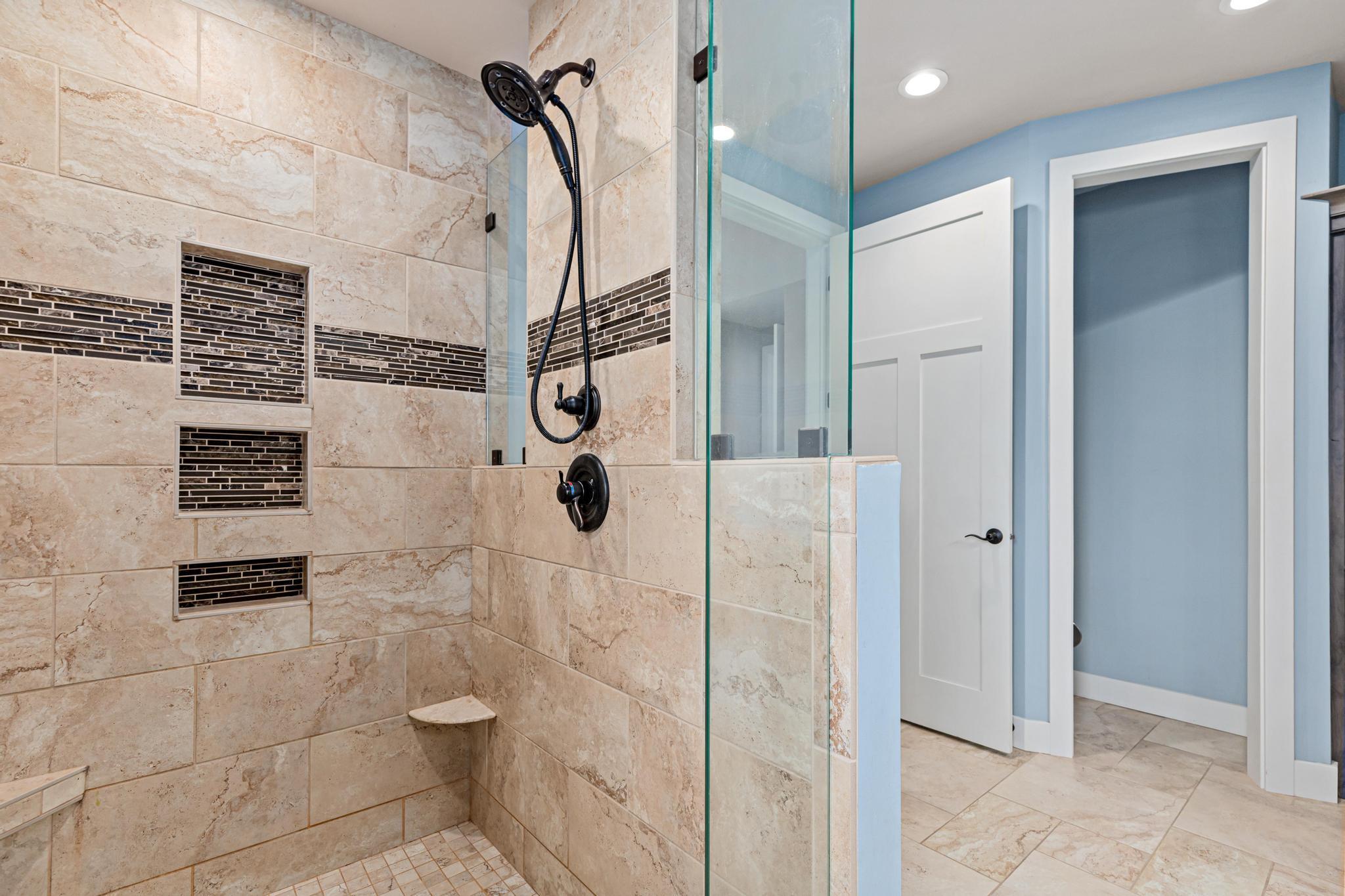 14549 Furman Street NE-23.jpg