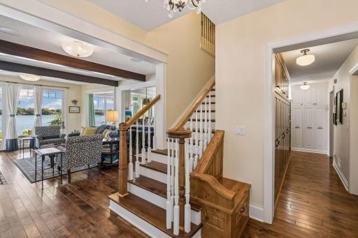 4941 Island View Drive, Mound, MN 55364